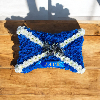 Scottish Flag - A distinctive blue and white tribute, personalised with your loved one’s name.