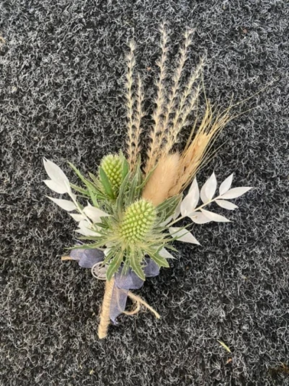 Dried Buttonhole Product Image
